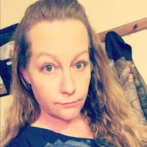 Meet your Posher, Libby